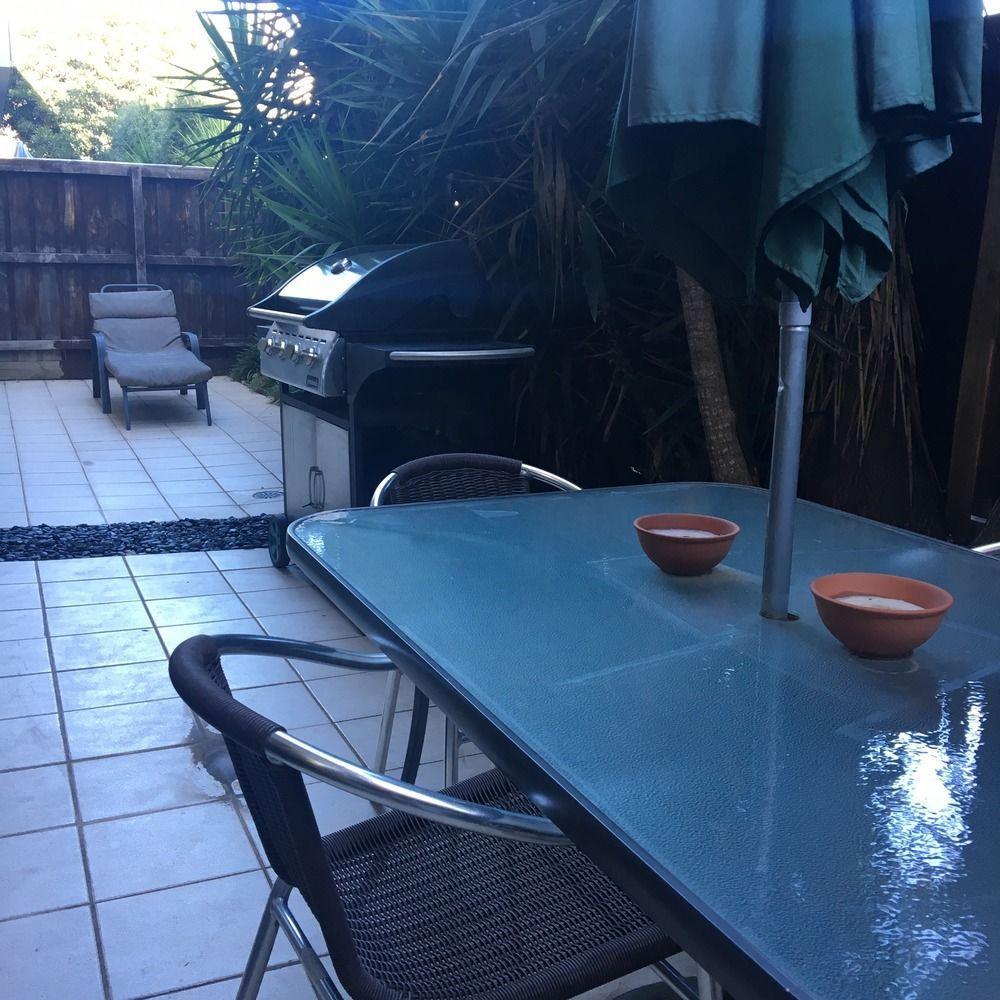 Brighton Bay Apartments Melbourne Bagian luar foto