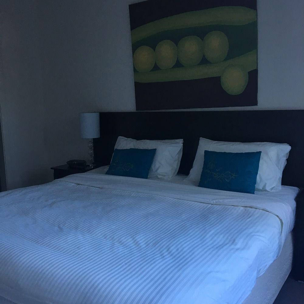 Brighton Bay Apartments Melbourne Bagian luar foto